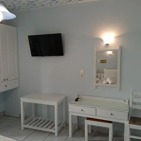 Hotel apartamentowy Anixis Naxos City