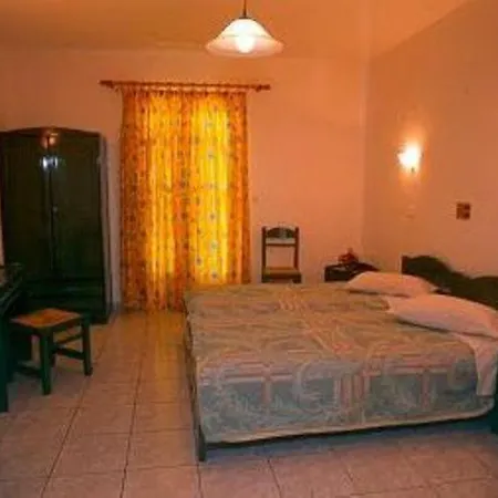 Hotel apartamentowy Anixis