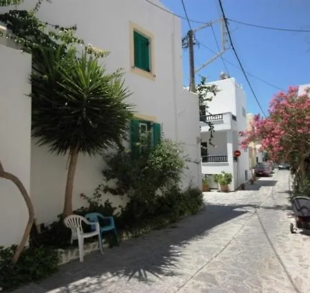 Hotel apartamentowy Anixis