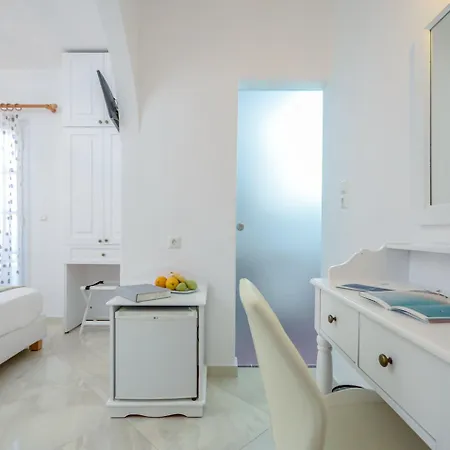 Hotel apartamentowy Anixis