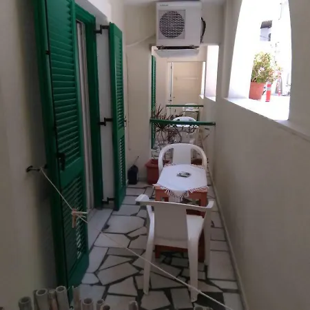 Hotel apartamentowy Anixis *