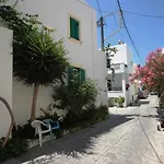 Aparthotel Anixis