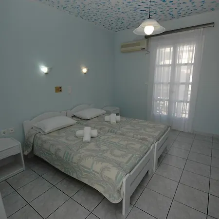 Anixis Aparthotel