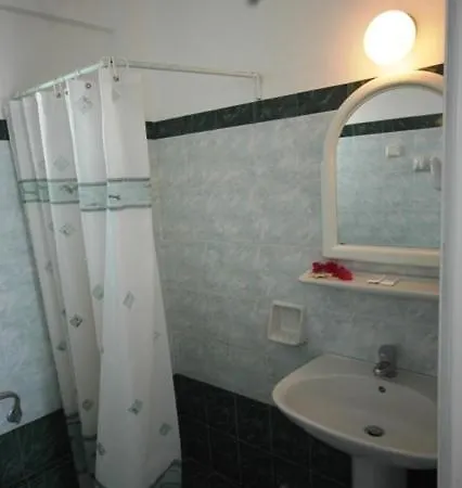 Anixis Aparthotel